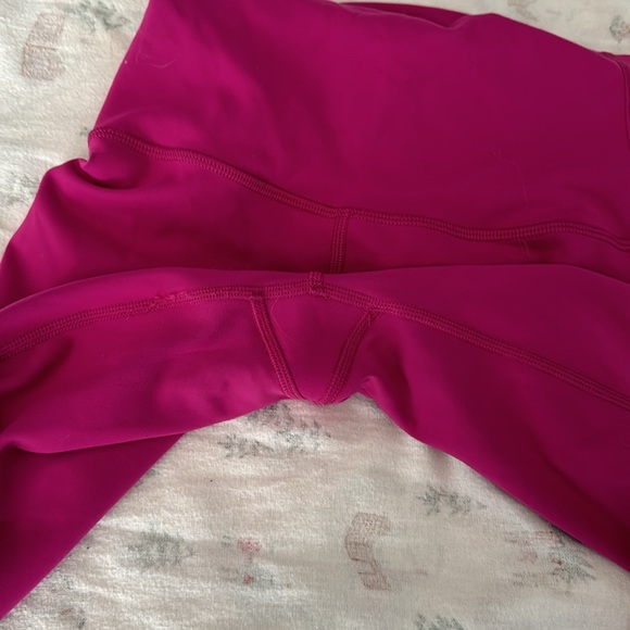 Pink Lululemon Wunder Train leggings. Size 2 - Picture 5 of 5